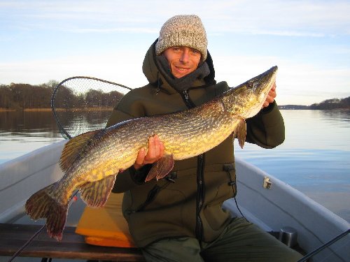 Martin Reis med 5,65kg gedde