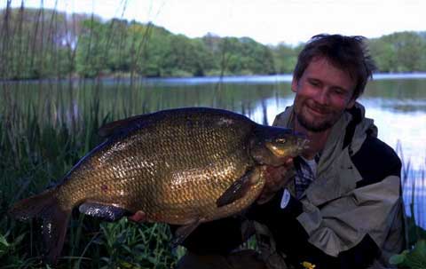 Jens Bursell med 5.65 kg. brasen