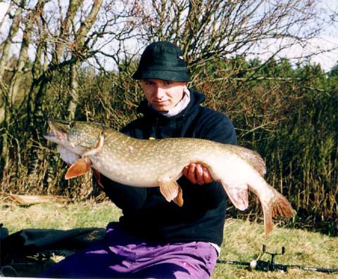 Jonas Hansen med gedde p 6.5 kg fanget i Sunds s