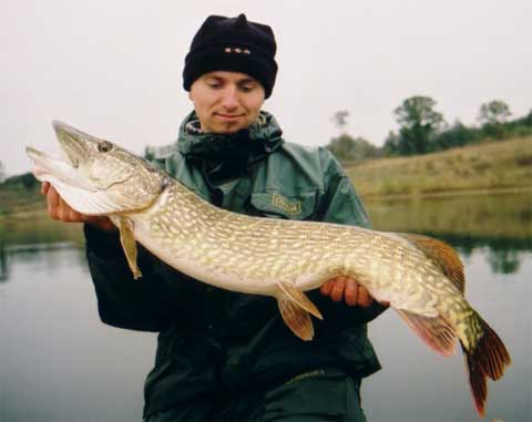 Jonas Hansen med vestsjllandsk gedde p 5.4 kg