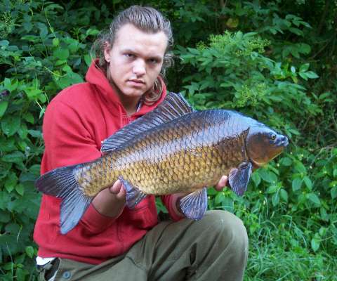 Mads Juul Hansen med 3.75 kg sklkarpe