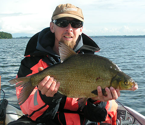 Peter Rasmussen - 2.95 kg brasen